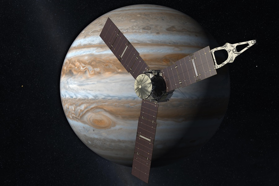 Das Bild zeigt die Raumsonde Juno vor dem Riesenplaneten Jupiter (künstlerische Darstellung).